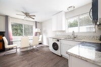 Building Photo - 2 Bedroom Home in Pepperwood Meadows!