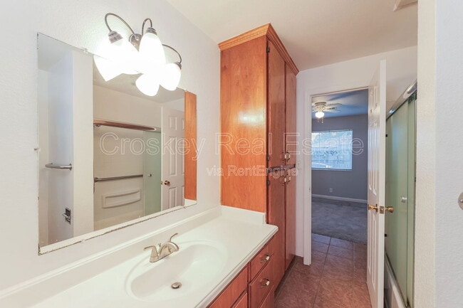 Building Photo - 1508 Norton St