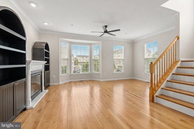 Building Photo - 1056 Pipistrelle Ct