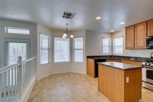 Building Photo - 2831 Kinknockie Way