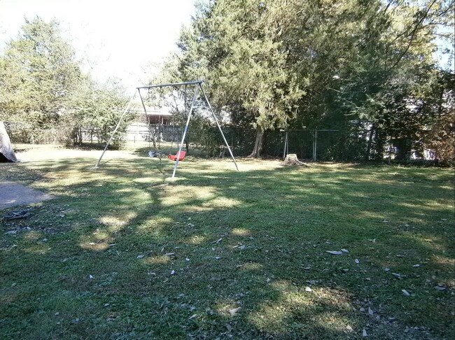 Building Photo - 3522 Wood Bridge Dr