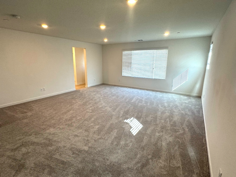 Building Photo - 2288 Panama Dr