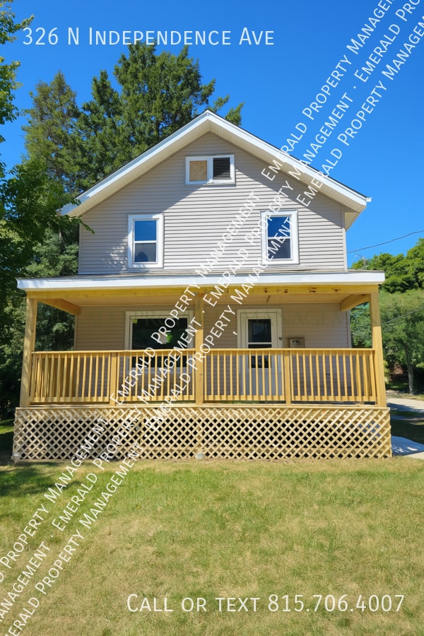 Primary Photo - 326 N Independence Ave