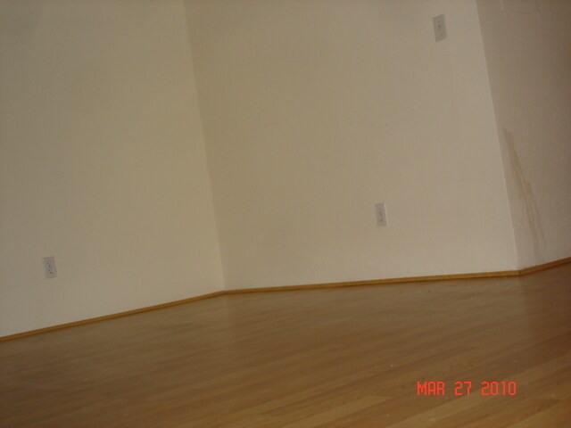 Building Photo - 1460 N Mansfield Ave