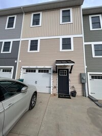 Building Photo - 1441 DERBY Dr