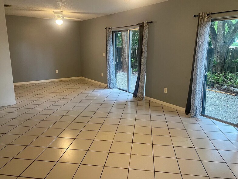 Building Photo - 14708 SW 108th Ter