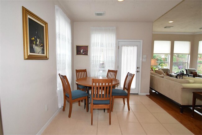 Building Photo - 12103 Ensenada Canyon Ln