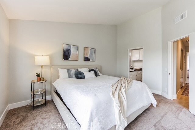 Building Photo - 30902 Club House Dr