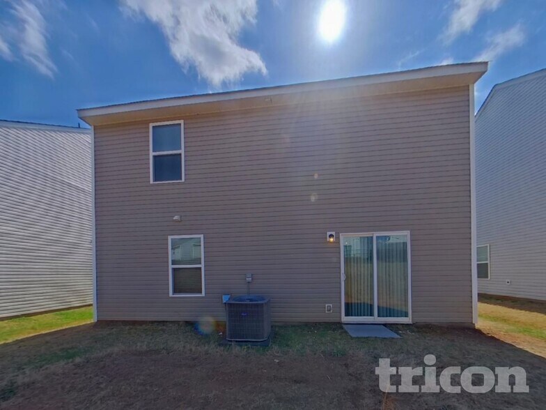 Building Photo - 6015 Mason Tucker Dr