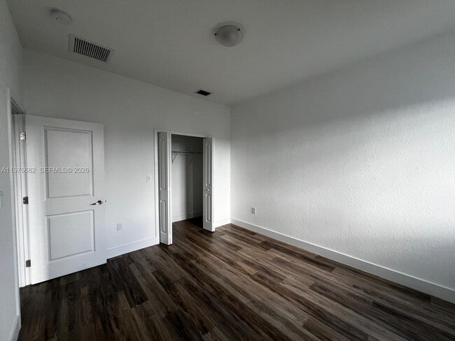 Building Photo - 13644 SW 157th Ct