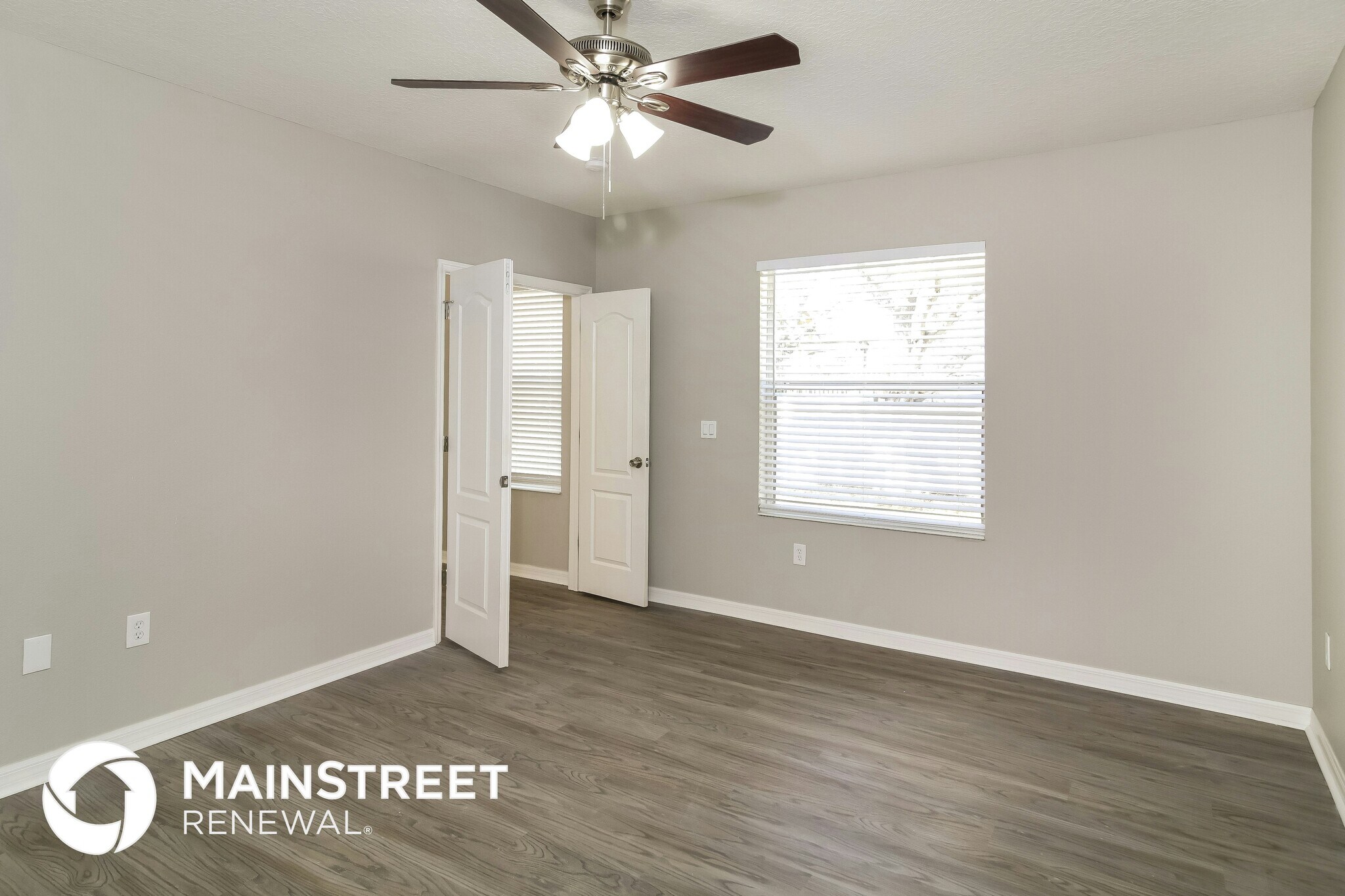 Building Photo - 8284 47th St Cir E