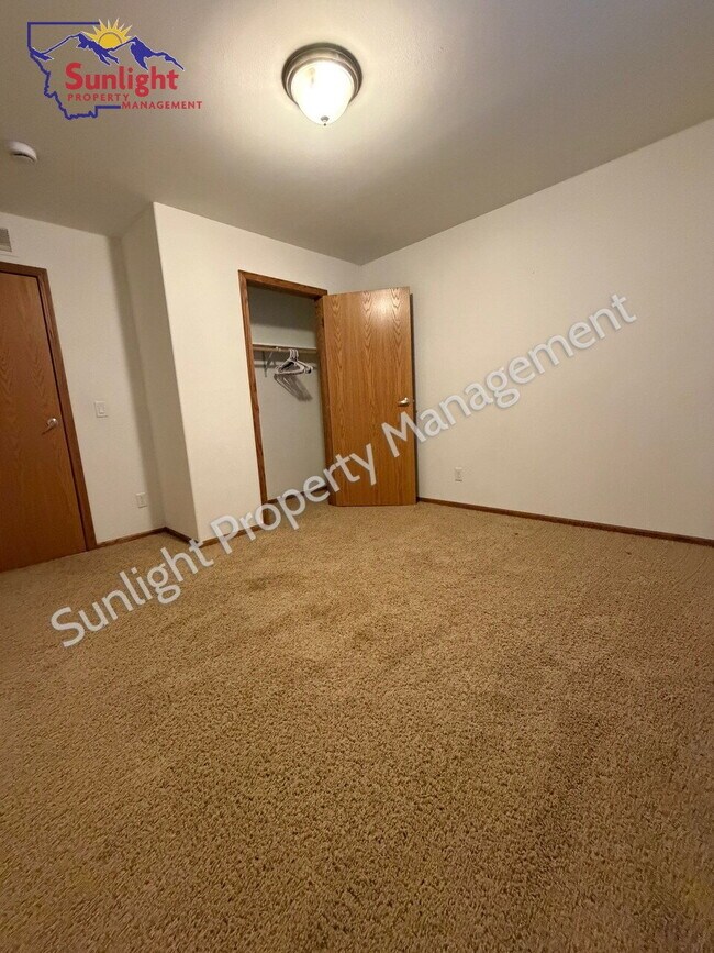 Building Photo - 3 Bed 2 Bath Property in Bridger Montana