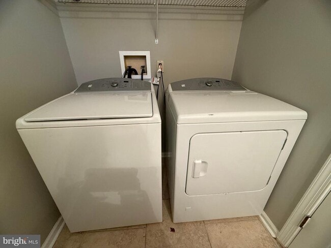 Building Photo - 112 Mulberry Ct