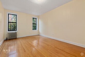 Building Photo - 135 Clarkson Ave