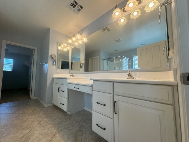 Building Photo - COMING SOON! LYONS GATE 5 BDRM + LOFT W CO...