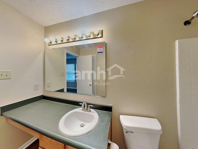 Building Photo - 5969 Claymont Blvd