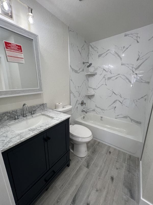 Building Photo - 12545 Cuesta Dr
