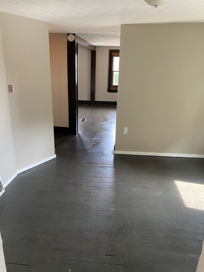 Building Photo - 934 Hunt St