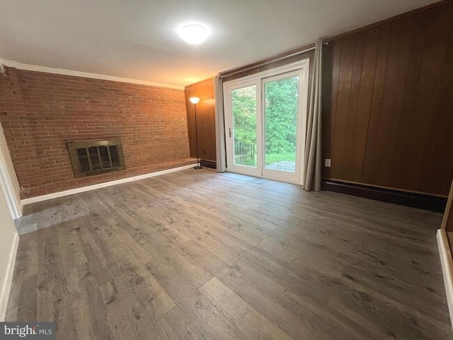 Building Photo - 14915 Daytona Ct