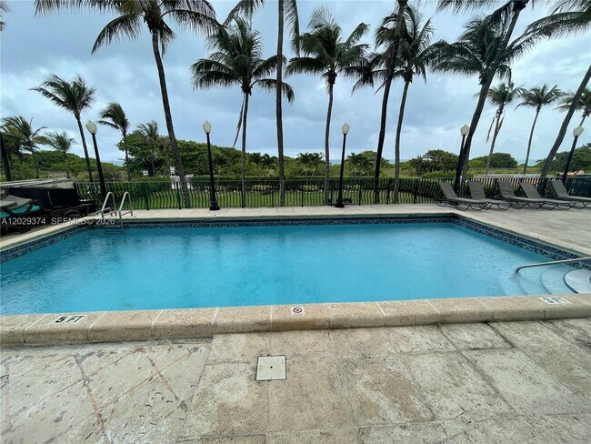 Building Photo - 9195 Collins Ave