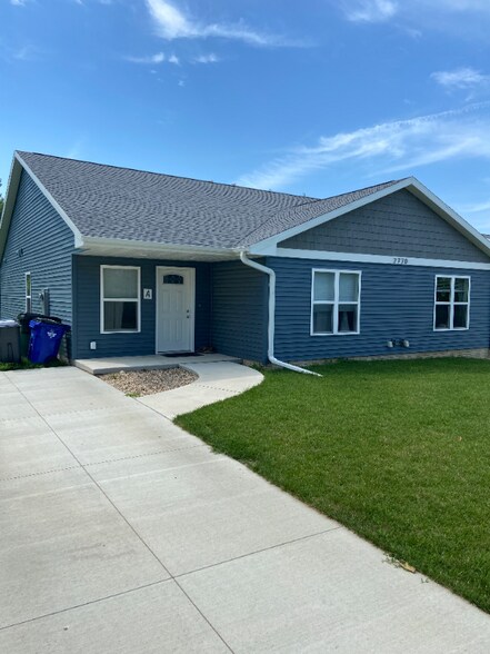 Primary Photo - 2770 L St SW