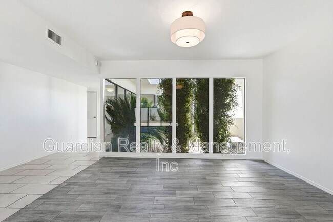 Building Photo - 7238 E Joshua Tree Ln