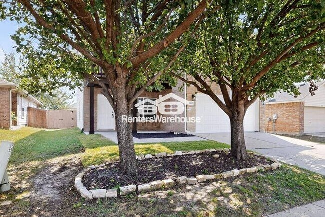 Building Photo - Haslet New Listing Completely Refreshed