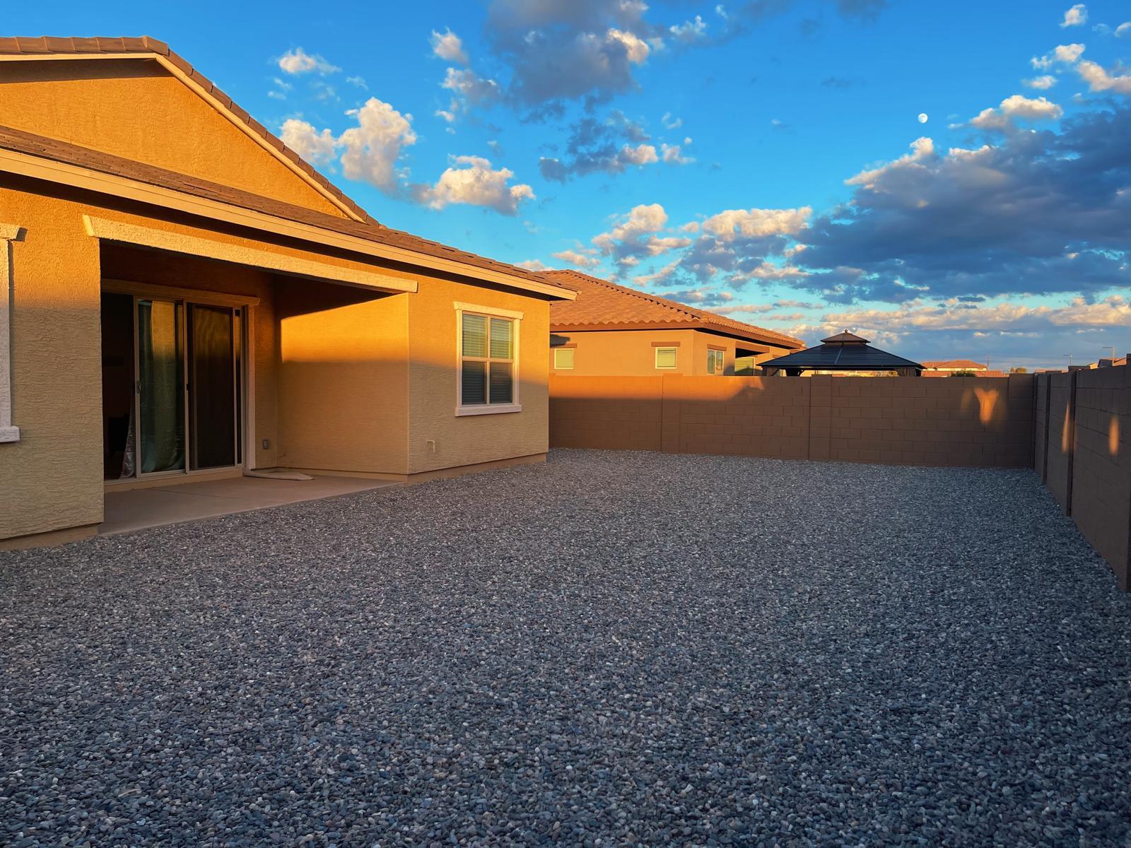 Building Photo - 9329 W Sells Dr