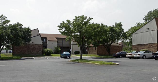 Building Photo - Walton Townhomes