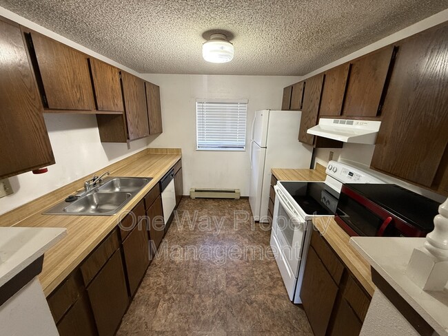 Building Photo - 2511 W 27th St