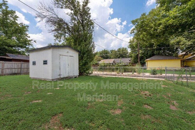 Building Photo - 1402 Randolph St