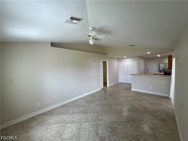 Building Photo - 4914 7th St W