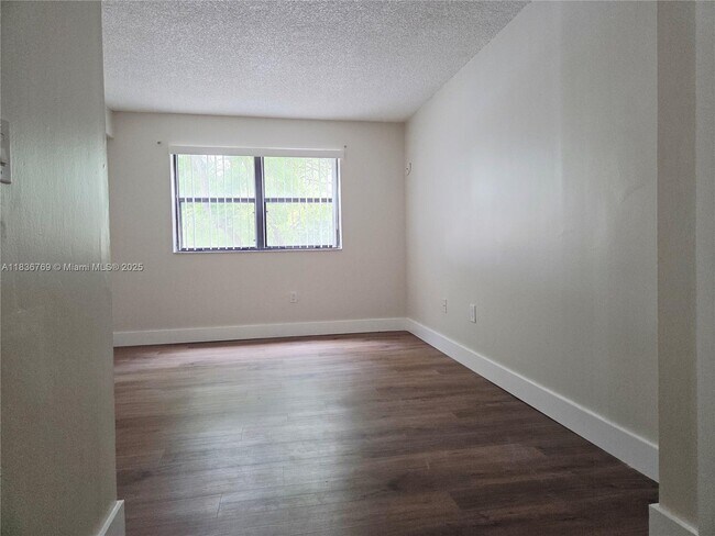 Building Photo - 15640 SW 80th St