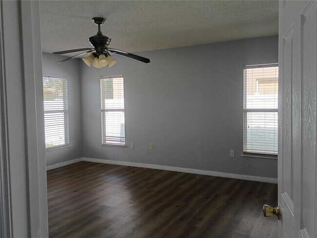 Building Photo - 715 Palaiseau Ct