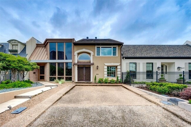 Building Photo - 5141 Del Monte Dr