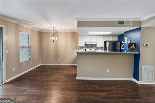 Building Photo - 4016 Whitehall Way