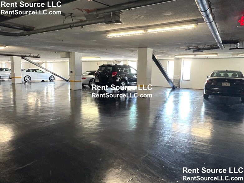 Building Photo - 3920 Mystic Valley Pkwy