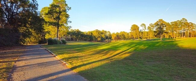 Building Photo - Live the Dream: Luxury Golf Course Living Awaits!