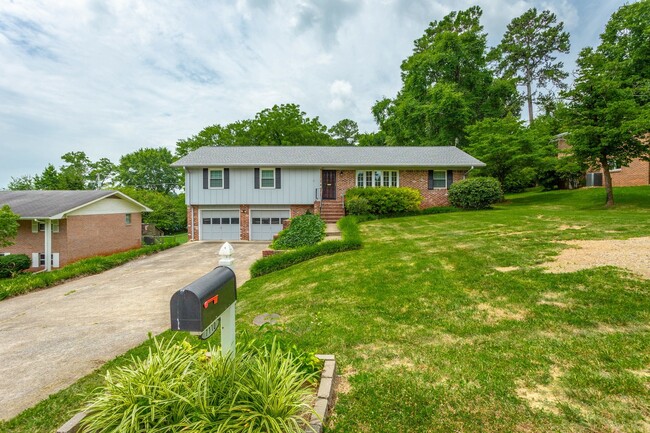 Building Photo - Beautiful East Brainerd Homes