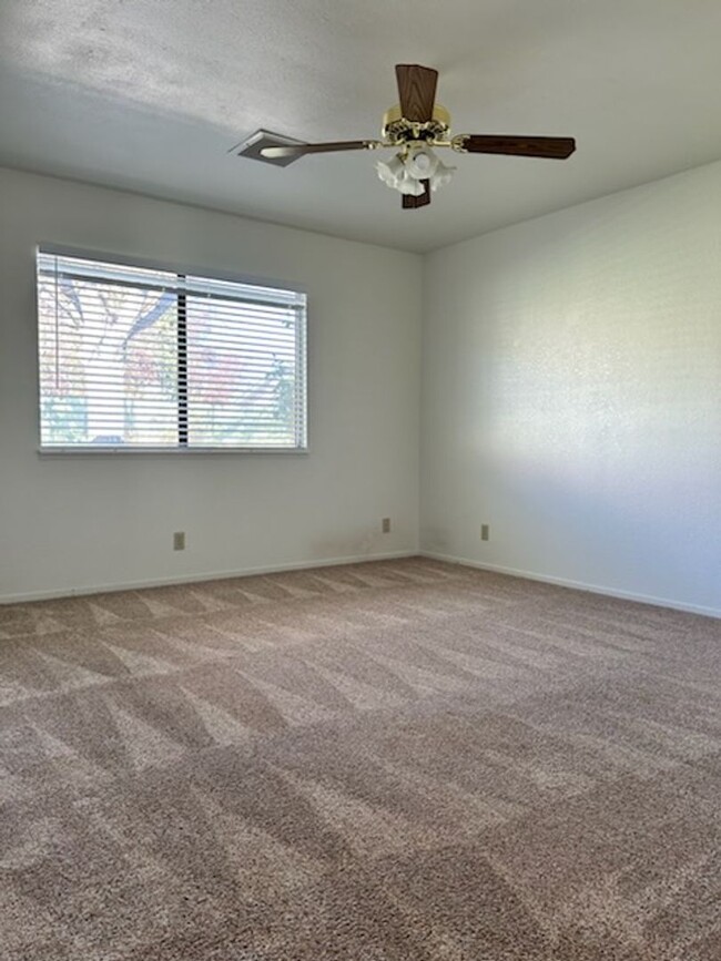 Building Photo - Please Contact VAUGHN REALTY to set up an ...