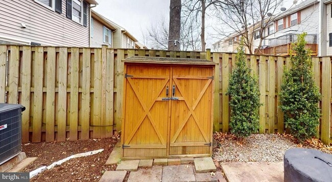 Building Photo - 8576 Adamson St