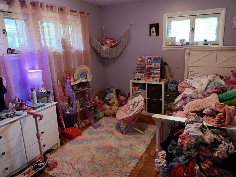 Building Photo - 110 Gorrell Ave