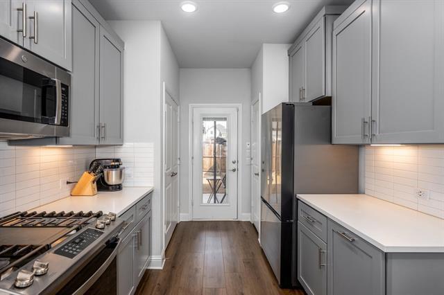 Building Photo - 10646 Tall Timbers Trl