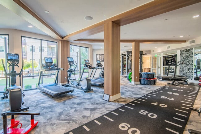 Building Photo - 730 E Marlette Ave