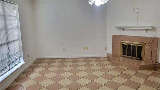 Building Photo - 906 High Country Dr