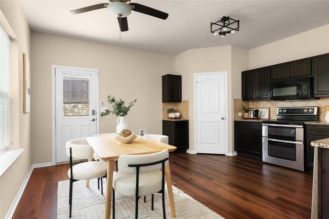 Building Photo - 3301 Ortman Dr