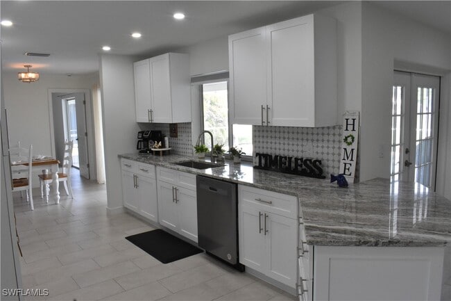 Building Photo - 4135 Coronado Pkwy