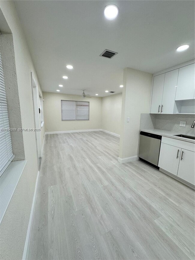 Building Photo - 108 NW 3rd Ave