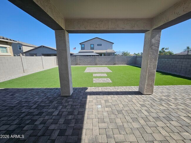 Building Photo - 22815 E Watford Dr