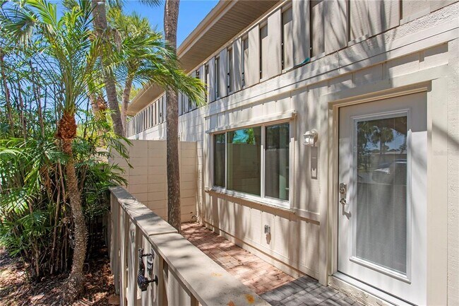 Building Photo - 6700 Gulf of Mexico Dr